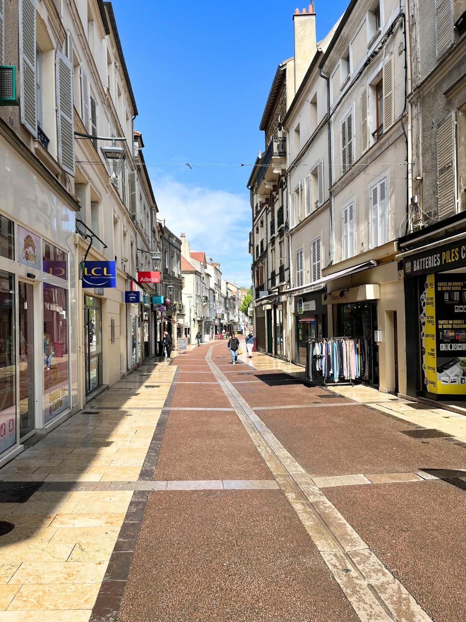 Paris Cocon - Disneyland, Parking, Hypercentre, Train Station Lagny Extérieur photo